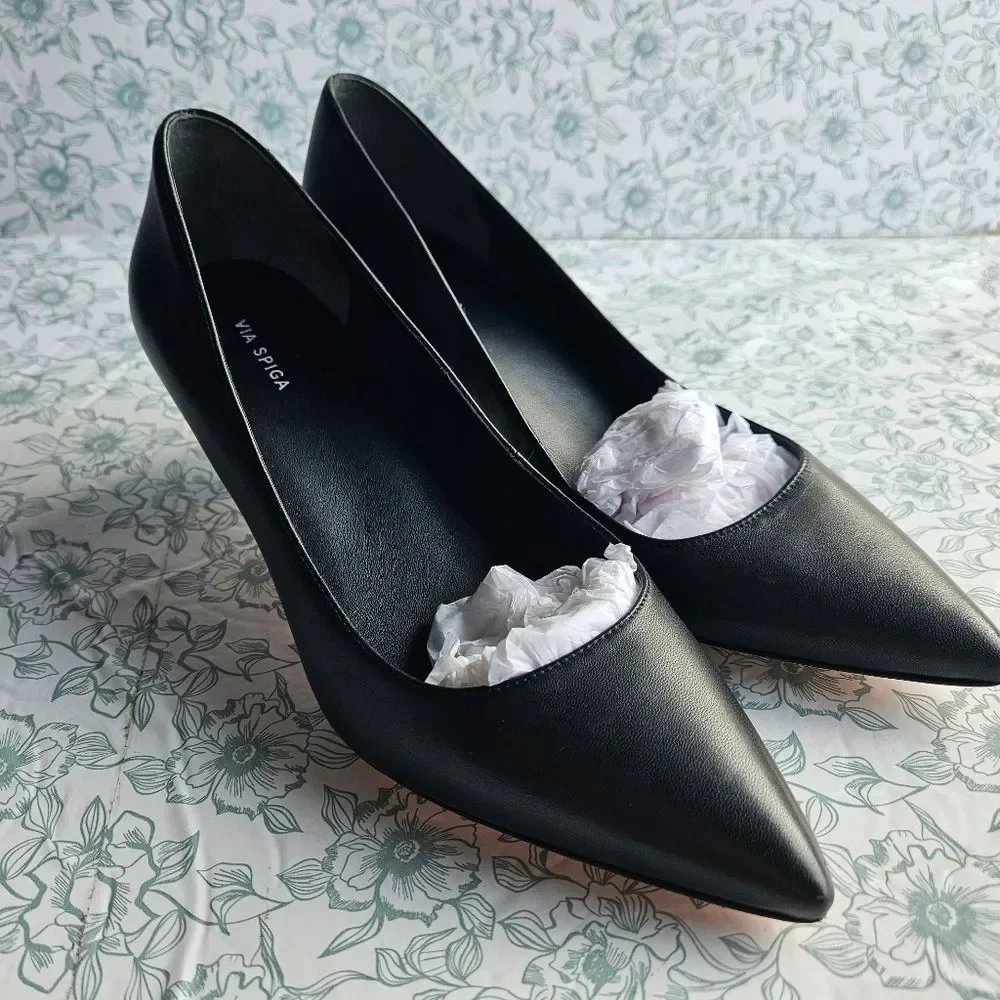 NIB Via Spiga Gya Pointed Toe Black Leather Pump | 8 - Picture 4 of 7